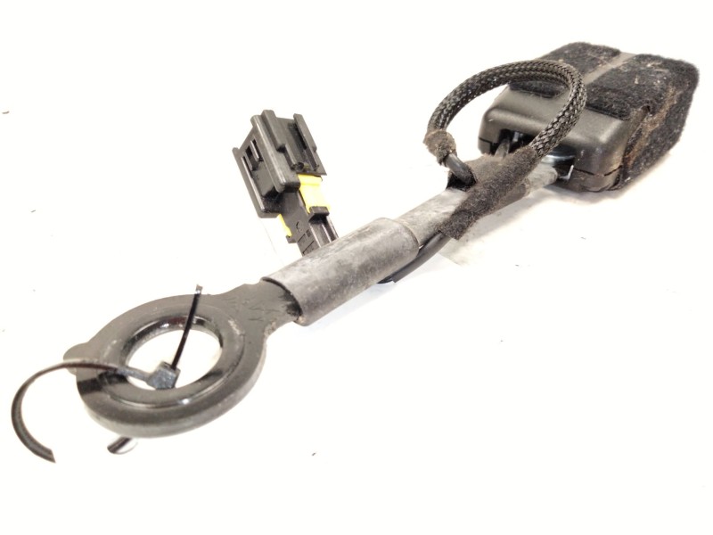 Recambio de enganche delantero izquierdo para peugeot 2008 i (cu_) 1.2 thp 130 / puretech 130 referencia OEM IAM   