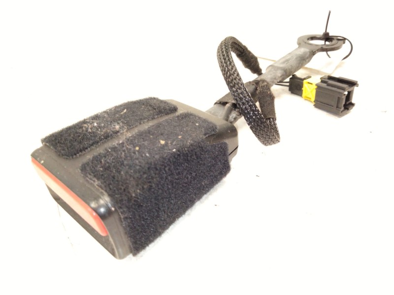 Recambio de enganche delantero izquierdo para peugeot 2008 i (cu_) 1.2 thp 130 / puretech 130 referencia OEM IAM   