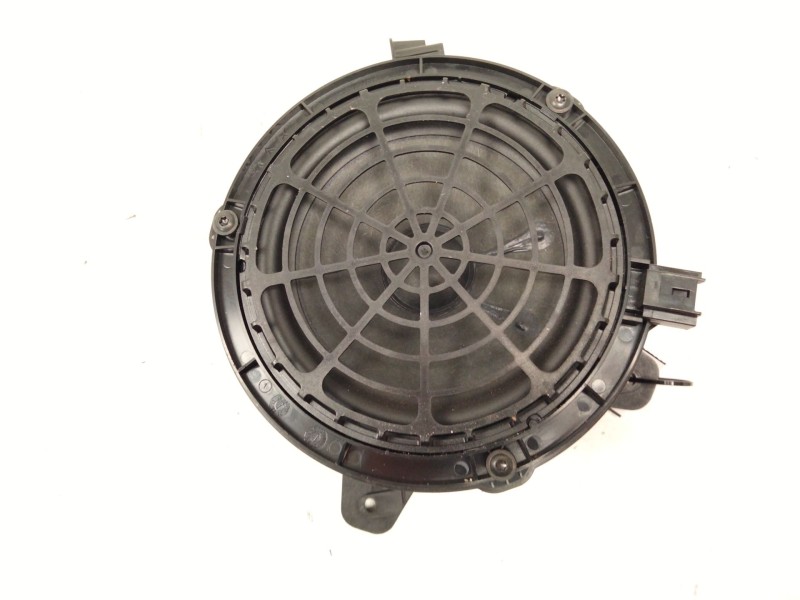 Recambio de altavoz para peugeot 2008 i (cu_) 1.2 thp 130 / puretech 130 referencia OEM IAM 9818747880  