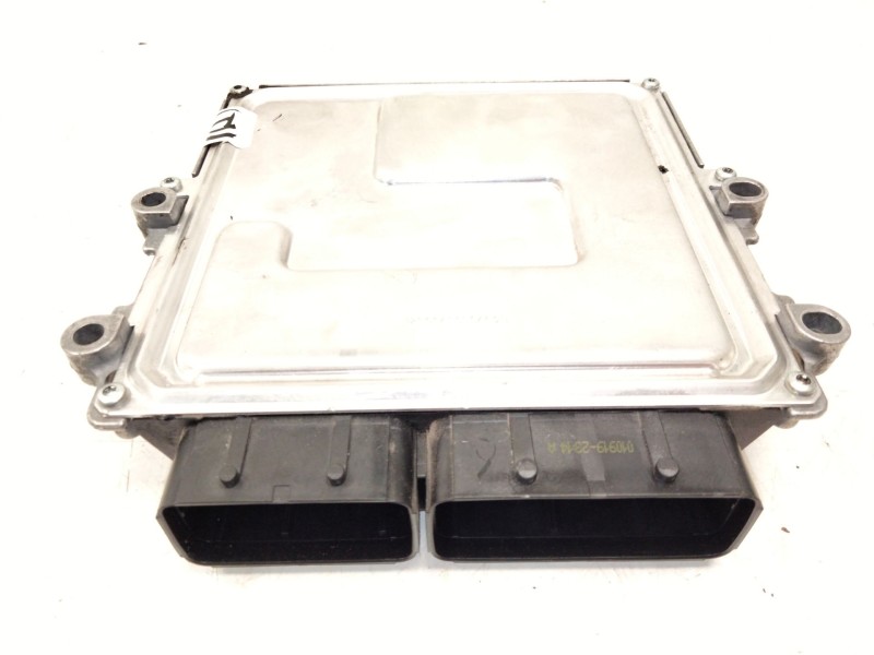 Recambio de centralita motor uce para peugeot 2008 i (cu_) 1.2 thp 130 / puretech 130 referencia OEM IAM 9834609880  