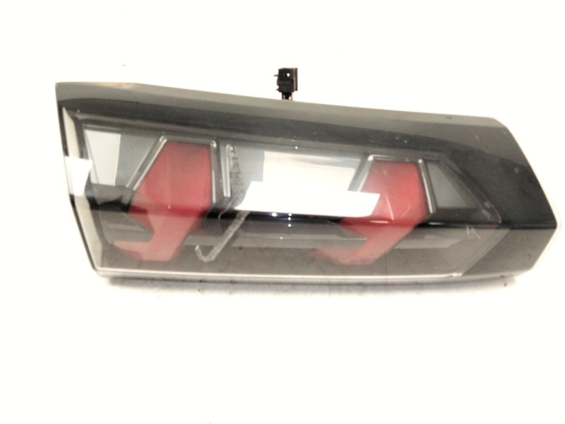 Recambio de piloto trasero izquierdo porton para peugeot 2008 i (cu_) 1.2 thp 130 / puretech 130 referencia OEM IAM FR26950132  