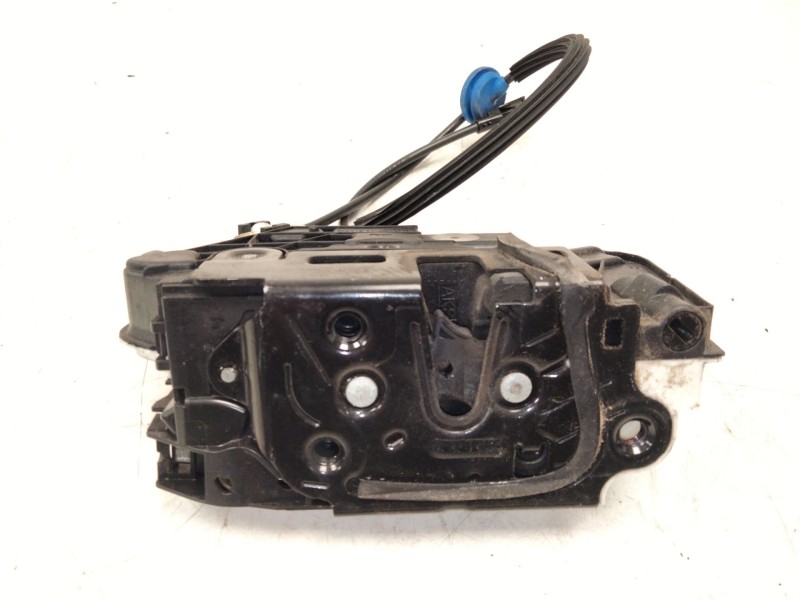 Recambio de cerradura puerta delantera derecha para volkswagen scirocco iii (137, 138) 1.4 tsi referencia OEM IAM 5N1837016  