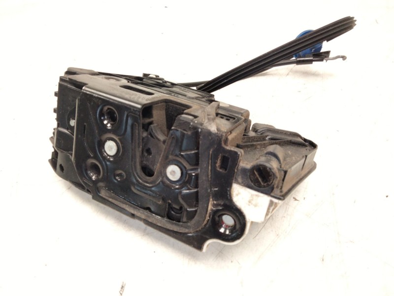 Recambio de cerradura puerta delantera derecha para volkswagen scirocco iii (137, 138) 1.4 tsi referencia OEM IAM 5N1837016  