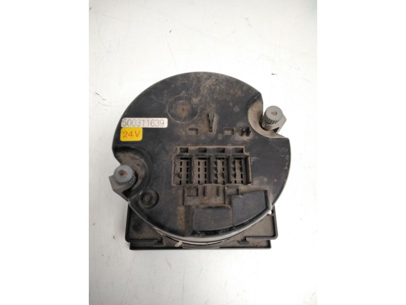 Recambio de tacografo para iveco cursor at260s35y ps referencia OEM IAM 1318.40 500311639 VDO 24V