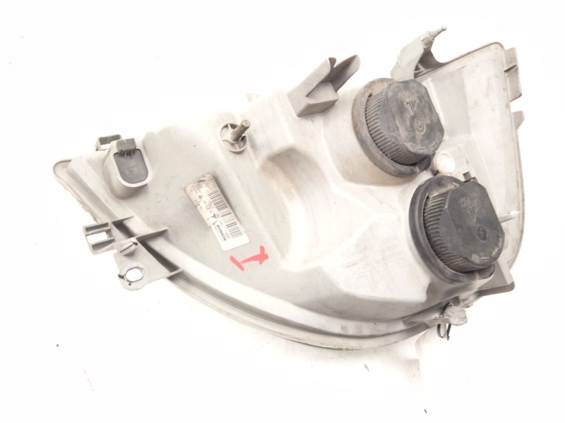 Recambio de faro izquierdo para opel movano a furgón (x70) 2.5 cdti (fd) referencia OEM IAM 8200163516  