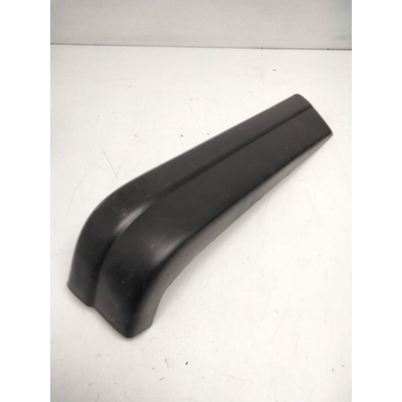 Recambio de puntera paragolpes trasera derecha para ford escort nomade v turnier (anl) 1.4 referencia OEM IAM ES-19  ZZ03574