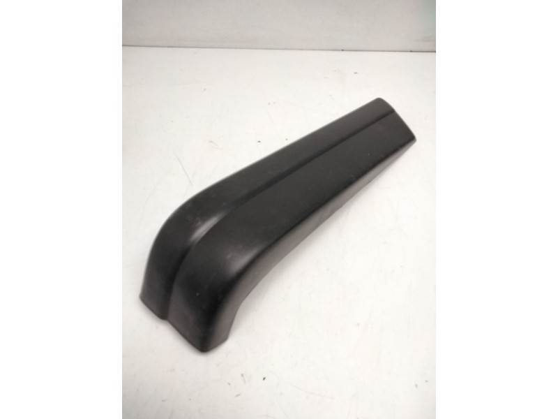 Recambio de puntera paragolpes trasera derecha para ford escort nomade v turnier (anl) 1.4 referencia OEM IAM ES-19  ZZ03574