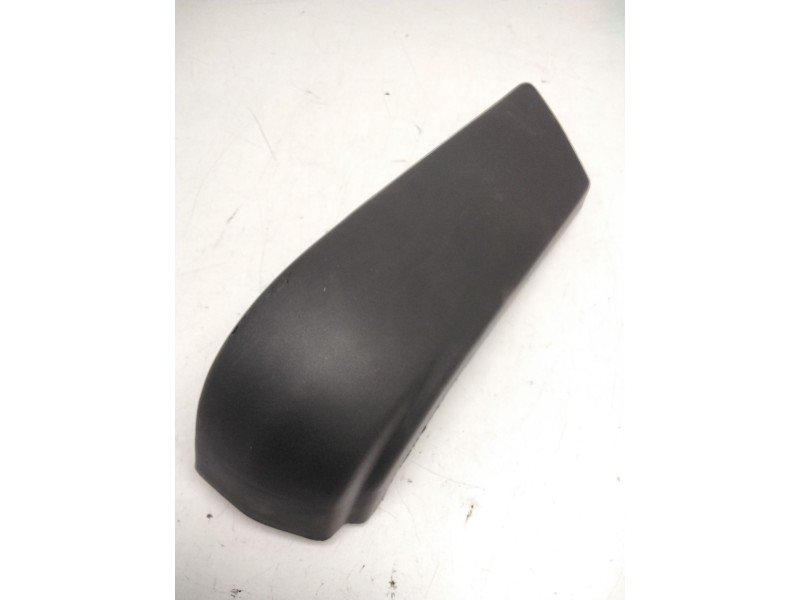 Recambio de puntera paragolpes trasera derecha para ford fiesta ii (fbd) 1.1 (fbd) referencia OEM IAM F-148  ZZ03604