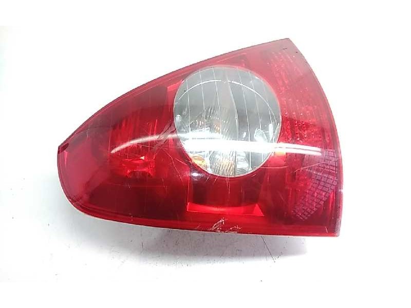 Recambio de piloto trasero izquierdo para renault clio ii fase ii (b/cb0) campus referencia OEM IAM 8200071413  