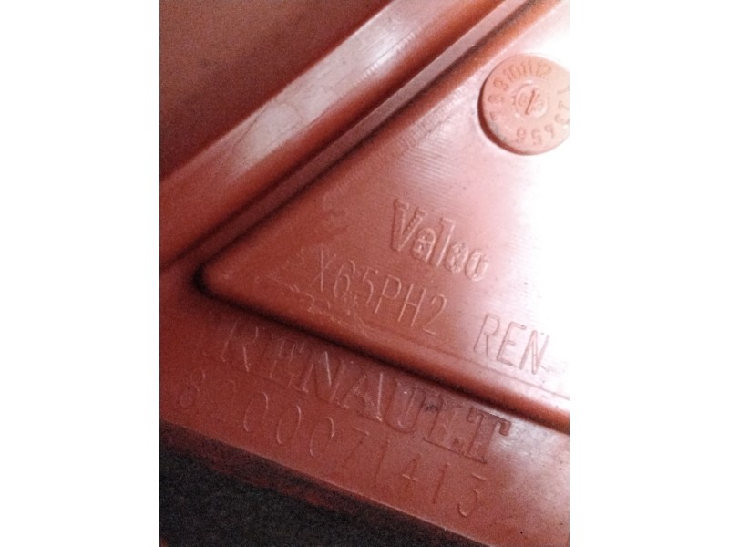 Recambio de piloto trasero izquierdo para renault clio ii fase ii (b/cb0) campus referencia OEM IAM 8200071413  