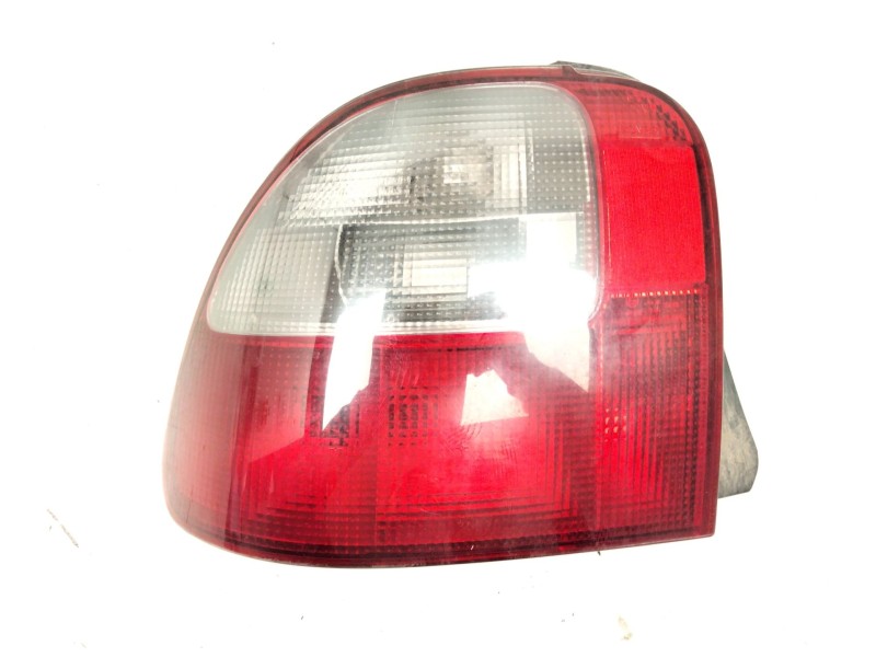 Recambio de piloto trasero izquierdo para rover 400 ii (rt) 420 di referencia OEM IAM   