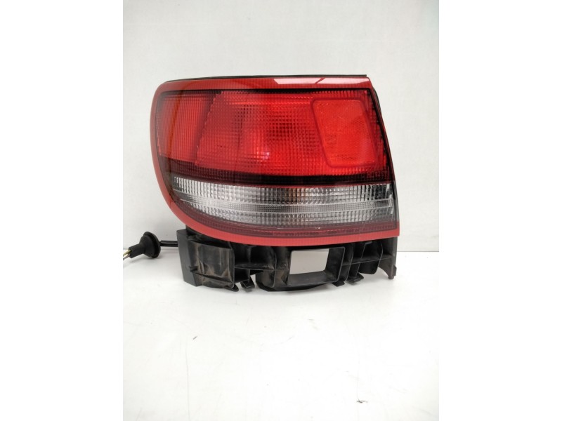 Recambio de piloto trasero izquierdo para toyota corona (rt1_) 2.0 (rt104) referencia OEM IAM ST2121975R  