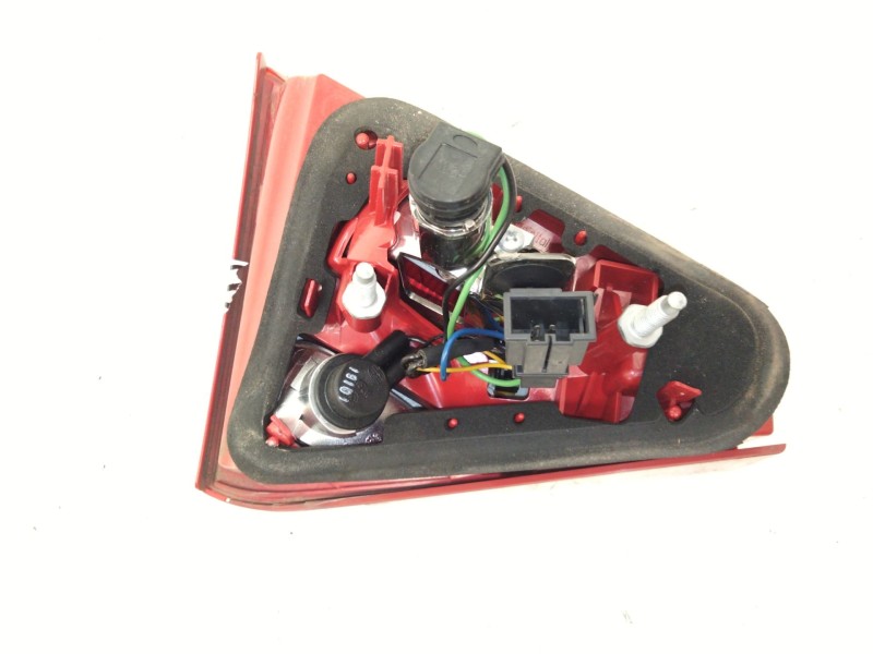 Recambio de piloto trasero derecho porton para audi a5 (8t3) 2.0 tdi referencia OEM IAM 8T0945094  