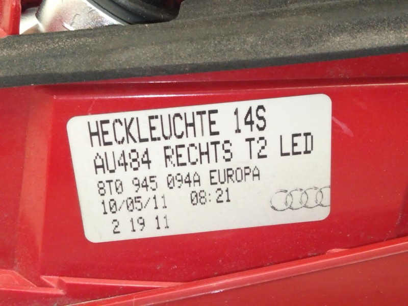 Recambio de piloto trasero derecho porton para audi a5 (8t3) 2.0 tdi referencia OEM IAM 8T0945094  