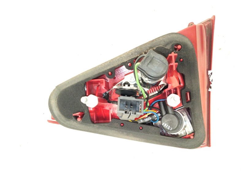 Recambio de piloto trasero izquierdo porton para audi a5 (8t3) 2.0 tdi referencia OEM IAM 8T0945093  