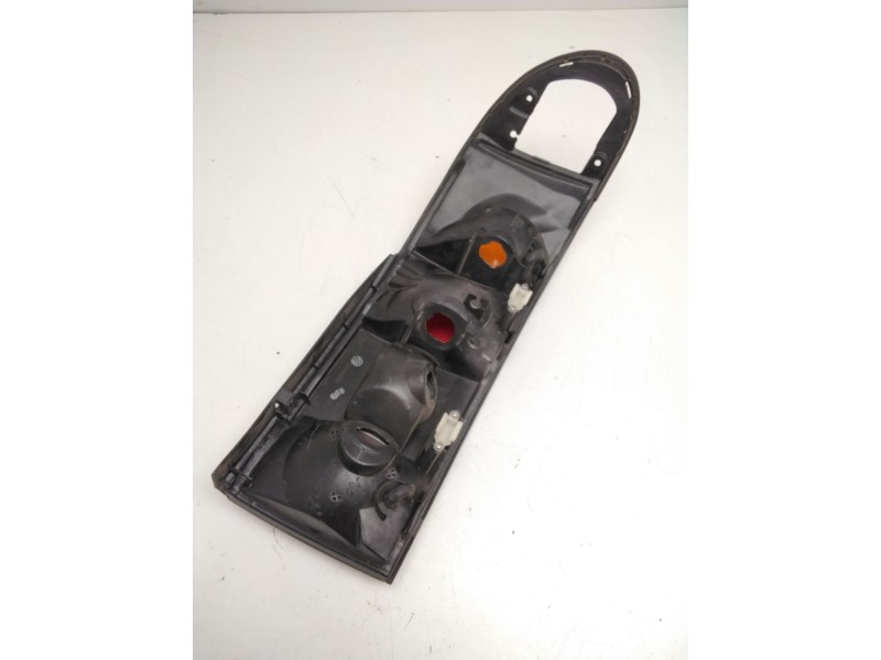 Recambio de piloto trasero izquierdo para toyota celica coupé (_t18_) 1.6 (at180) referencia OEM IAM 3308803L  