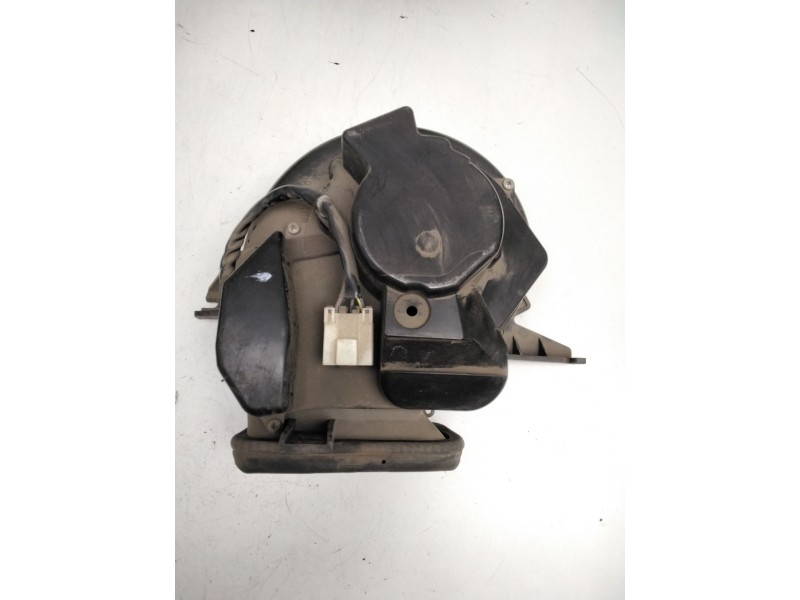 Recambio de motor calefaccion para nissan vanette cargo furgón (hc 23) 2.3 d referencia OEM IAM 0130111154  272009C352