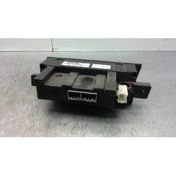 Recambio de mando climatizador para ssangyong kyron 2.0 referencia OEM IAM 6870009070  