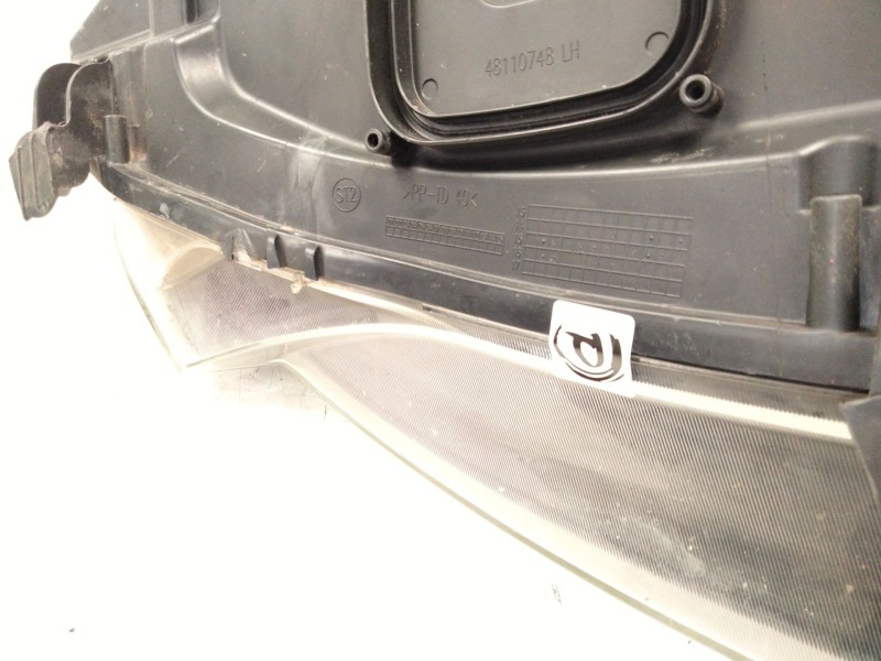 Recambio de faro izquierdo para peugeot boxer furgón 2.0 bluehdi 130 referencia OEM IAM 1375101080  