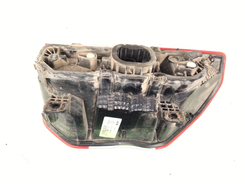 Recambio de piloto trasero derecho para ford transit courier referencia OEM IAM ET7613404  