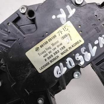 Recambio de motor limpia trasero para ssangyong kyron 2.0 referencia OEM IAM 8615009100  