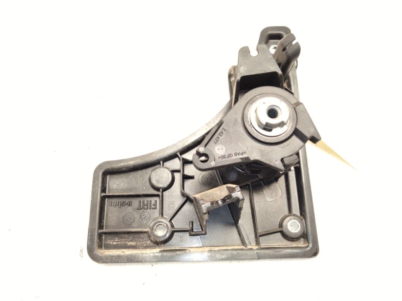 Recambio de maneta exterior lateral derecha para peugeot boxer furgón 2.0 bluehdi 130 referencia OEM IAM 242609  