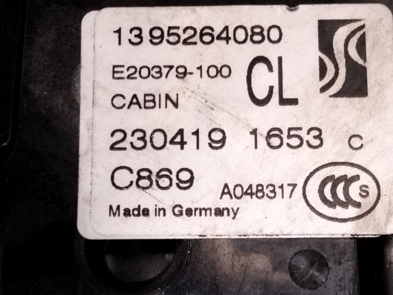 Recambio de cerradura puerta delantera derecha para peugeot boxer furgón 2.0 bluehdi 130 referencia OEM IAM 1395264080  