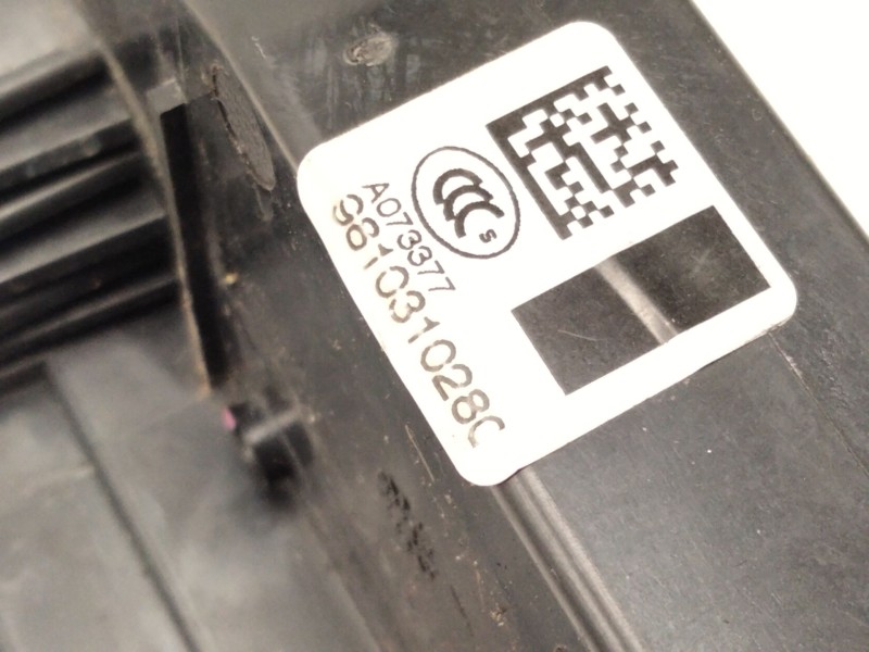 Recambio de cerradura puerta delantera derecha para citroën c4 picasso ii 2.0 bluehdi 150 referencia OEM IAM 9810310280  