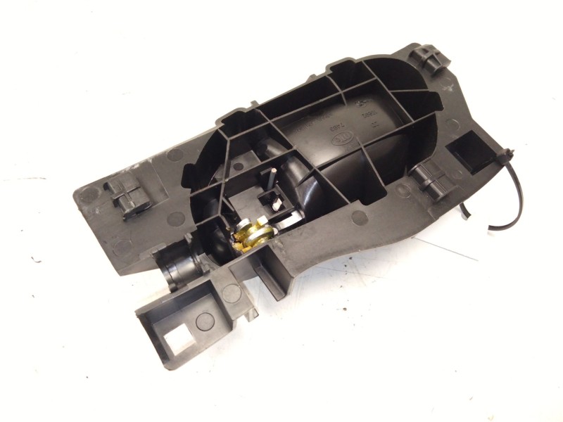 Recambio de maneta interior trasera derecha para citroën c4 picasso ii 2.0 bluehdi 150 referencia OEM IAM 9685950277  