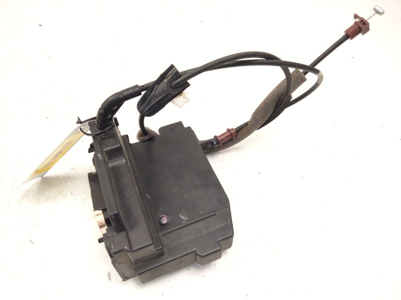 Recambio de cerradura puerta trasera izquierda para citroën c4 picasso ii 2.0 bluehdi 150 referencia OEM IAM 9810311280  