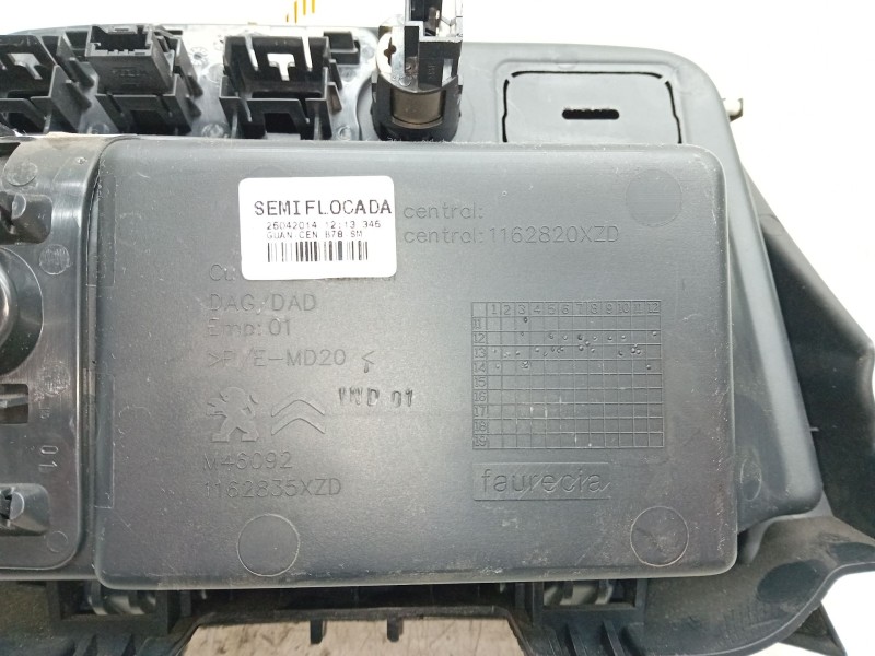 Recambio de guantera para citroën c4 picasso ii 2.0 bluehdi 150 referencia OEM IAM 1162820XZD  