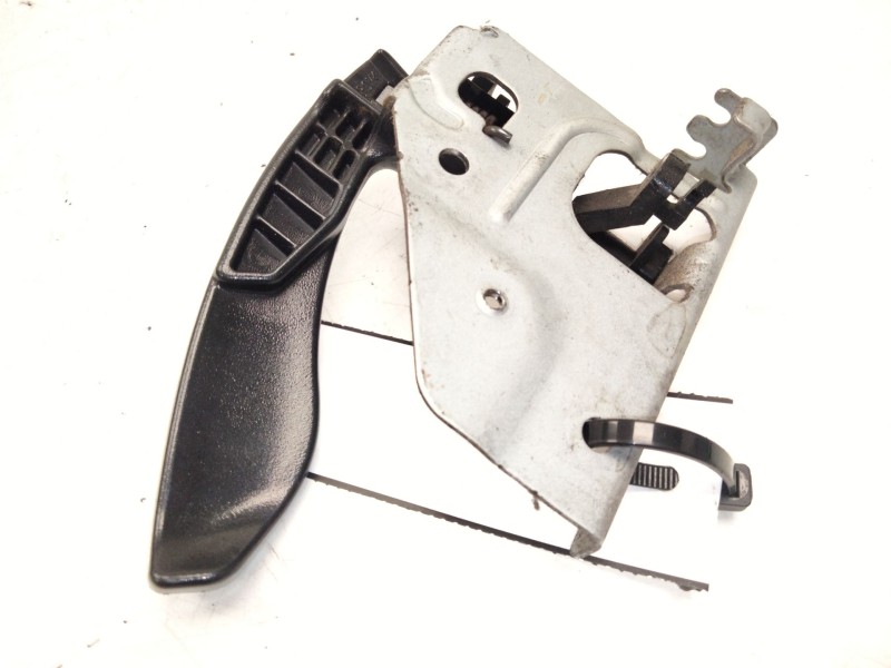 Recambio de maneta interior delantera izquierda para fuso (mitsubishi) canter 7c15 eco hybrid referencia OEM IAM   