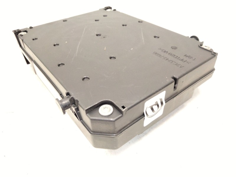 Recambio de caja fusibles para citroën c4 picasso ii 2.0 bluehdi 150 referencia OEM IAM 9806687980  