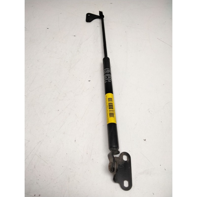 Recambio de amortiguadores maletero / porton para nissan patrol gr v wagon (y61) 2.8 td referencia OEM IAM 90450G9501  