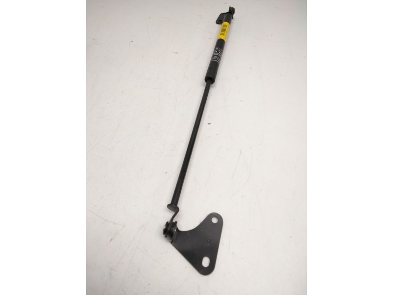 Recambio de amortiguadores maletero / porton para nissan patrol gr v wagon (y61) 2.8 td referencia OEM IAM 90450G9501  