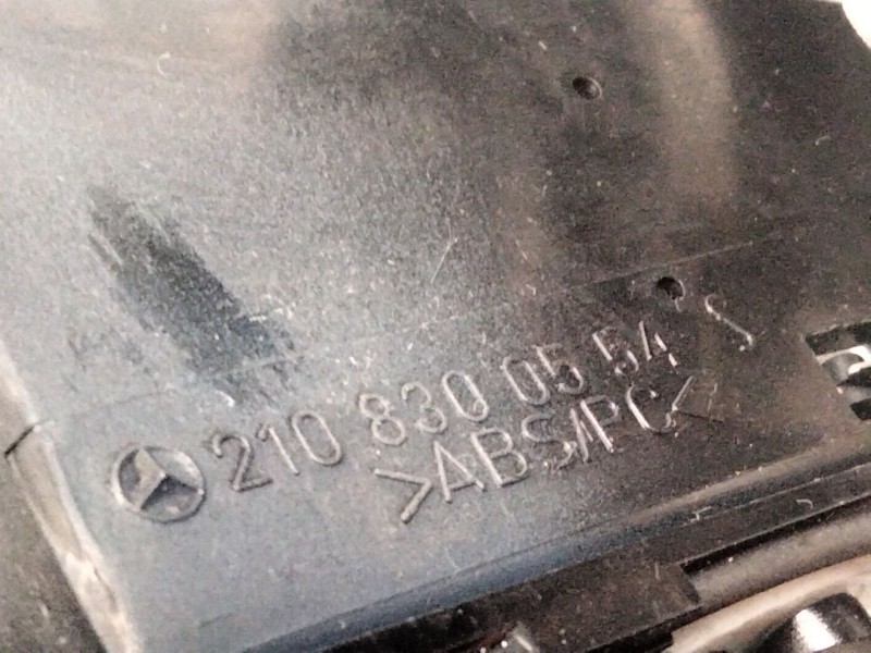 Recambio de aireador izquierdo para mercedes-benz clase e (w210) e 290 turbo-d (210.017) referencia OEM IAM   