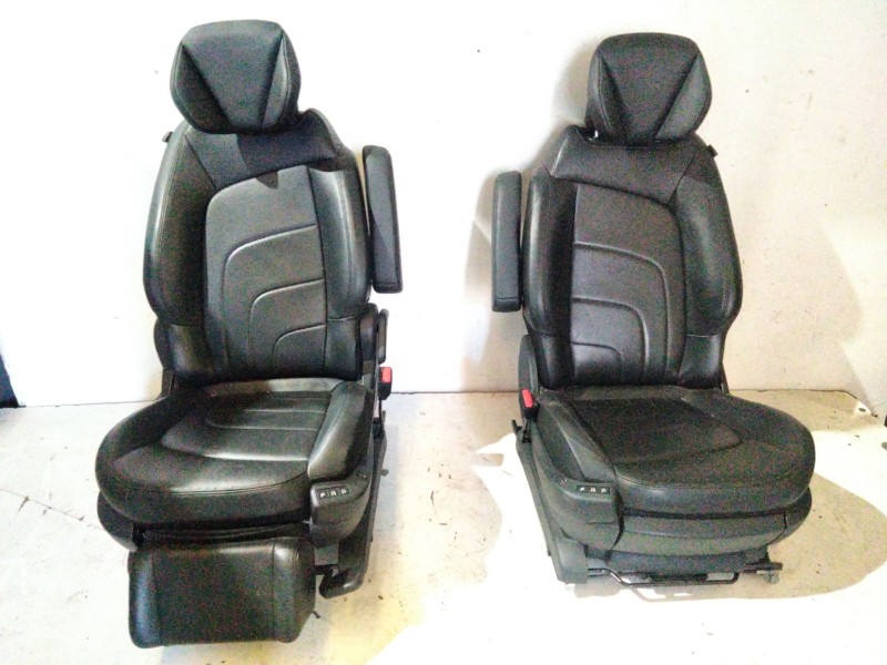 Recambio de juego asientos completo para citroën c4 picasso ii 2.0 bluehdi 150 referencia OEM IAM   