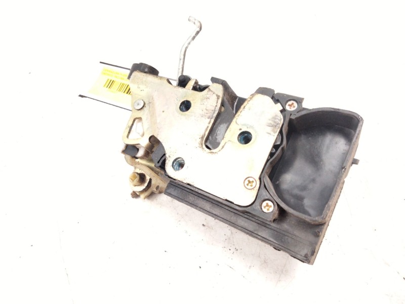 Recambio de cerradura puerta trasera derecha para daewoo tacuma (u100) 2.0 referencia OEM IAM   