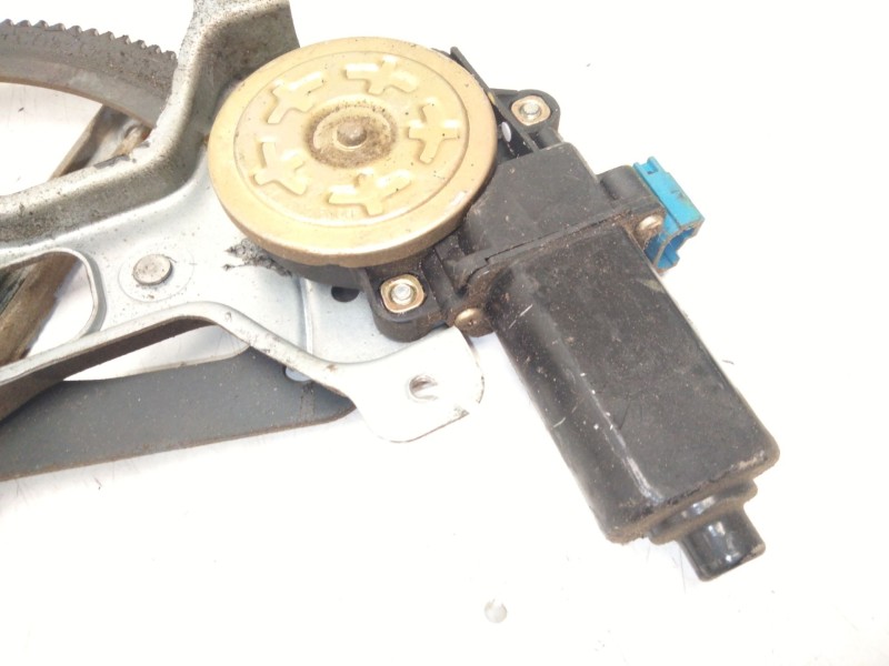 Recambio de elevalunas delantero derecho para daewoo tacuma (u100) 2.0 referencia OEM IAM   