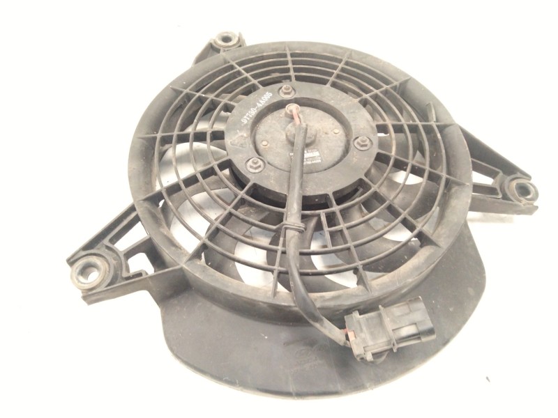 Recambio de electroventilador para hyundai h-1 furgón (a1) 2.5 crdi referencia OEM IAM 977304A005  