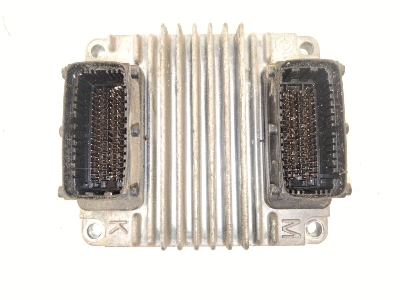 Recambio de centralita motor uce para daewoo tacuma (u100) 2.0 referencia OEM IAM 96394555  