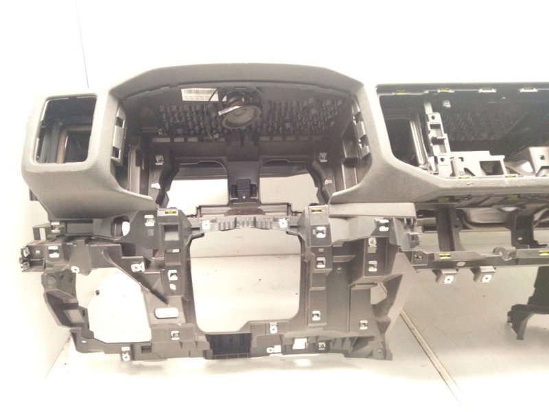 Recambio de salpicadero para man tge furgón 2.0 tdi (01v, 03v, 36v, uyb, uyc, uyd) referencia OEM IAM 7C1857003  