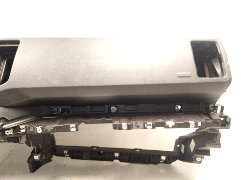 Recambio de salpicadero para man tge furgón 2.0 tdi (01v, 03v, 36v, uyb, uyc, uyd) referencia OEM IAM 7C1857003  