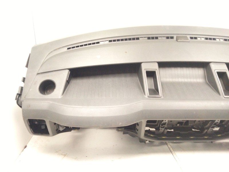 Recambio de salpicadero para man tge furgón 2.0 tdi (01v, 03v, 36v, uyb, uyc, uyd) referencia OEM IAM 7C1857003  