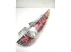 Recambio de piloto trasero derecho para nissan almera tino (v10m) 2.2 dci diesel cat referencia OEM IAM 26554BU200 VALEO 8930404 2