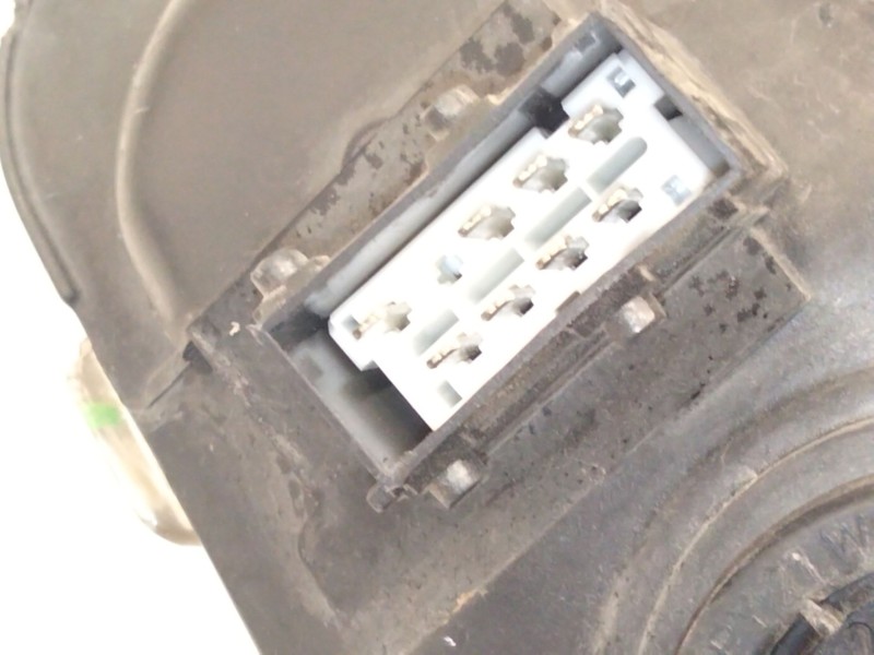 Recambio de faro izquierdo para citroën c2 (jm_) 1.4 referencia OEM IAM 9680128380  