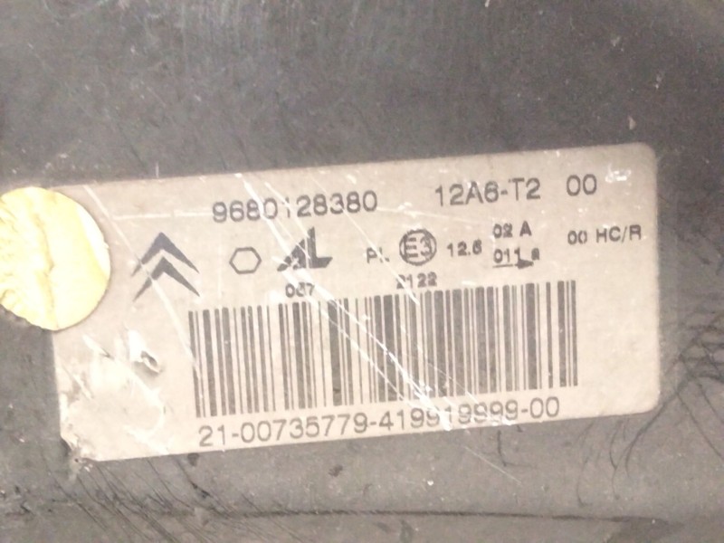 Recambio de faro izquierdo para citroën c2 (jm_) 1.4 referencia OEM IAM 9680128380  