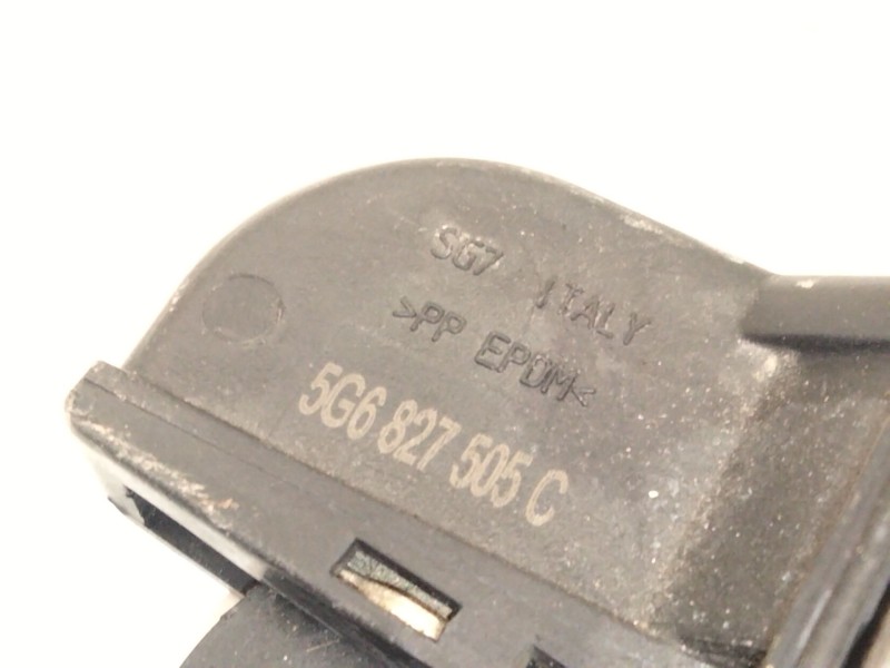 Recambio de cerradura maletero / porton para volkswagen golf vii (5g1, bq1, be1, be2) 2.0 tdi referencia OEM IAM 5G6827505  