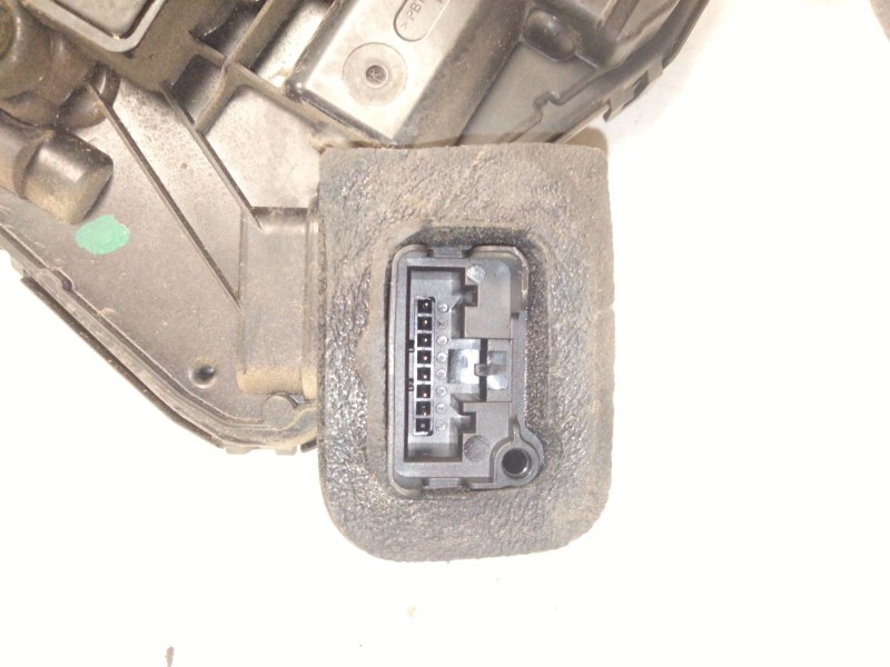 Recambio de cerradura puerta trasera derecha para volkswagen golf vii (5g1, bq1, be1, be2) 2.0 tdi referencia OEM IAM 5TA839016 