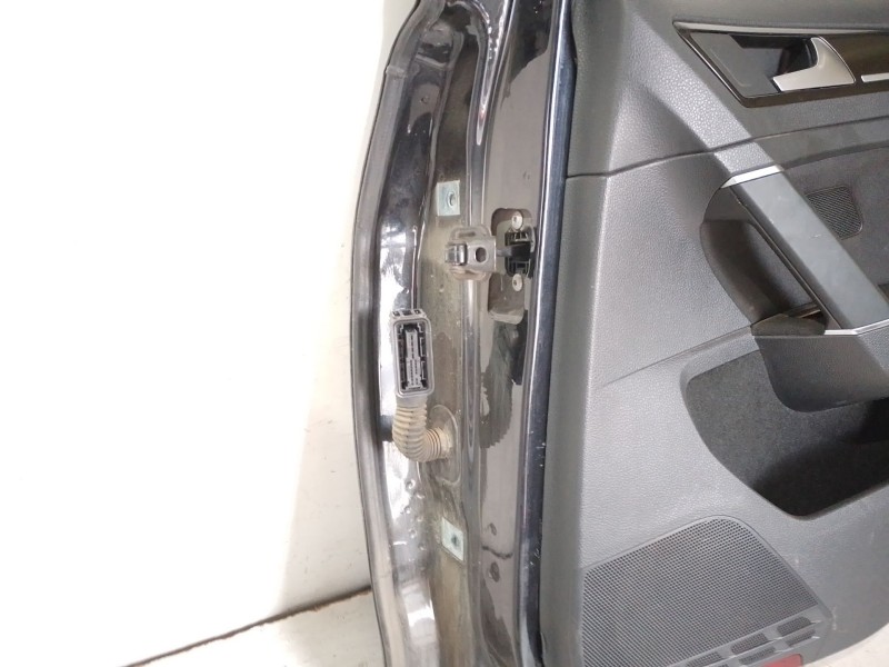 Recambio de puerta trasera derecha para volkswagen golf vii (5g1, bq1, be1, be2) 2.0 tdi referencia OEM IAM   